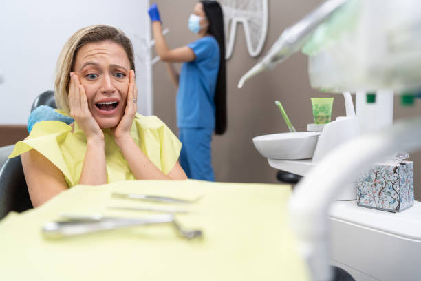 Best Emergency Broken Tooth Repair in Lincoln Center, KS